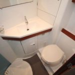 BENETEAU OCEANIS 50 salle de bain propriétaire